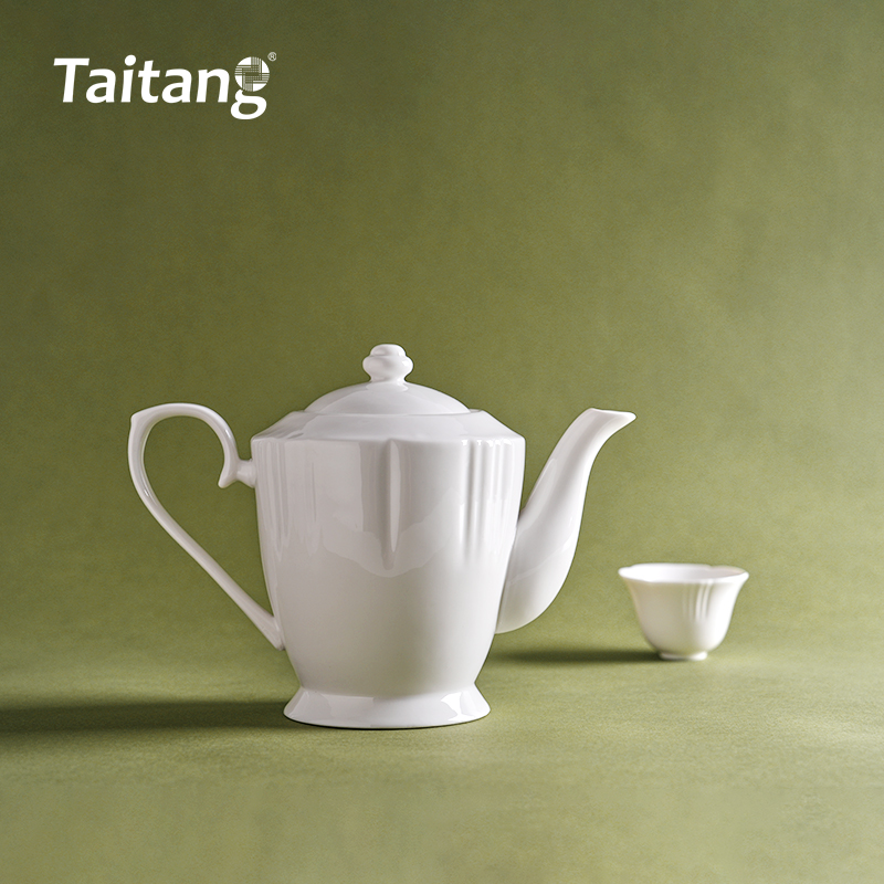 皇冠白瓷-茶壶