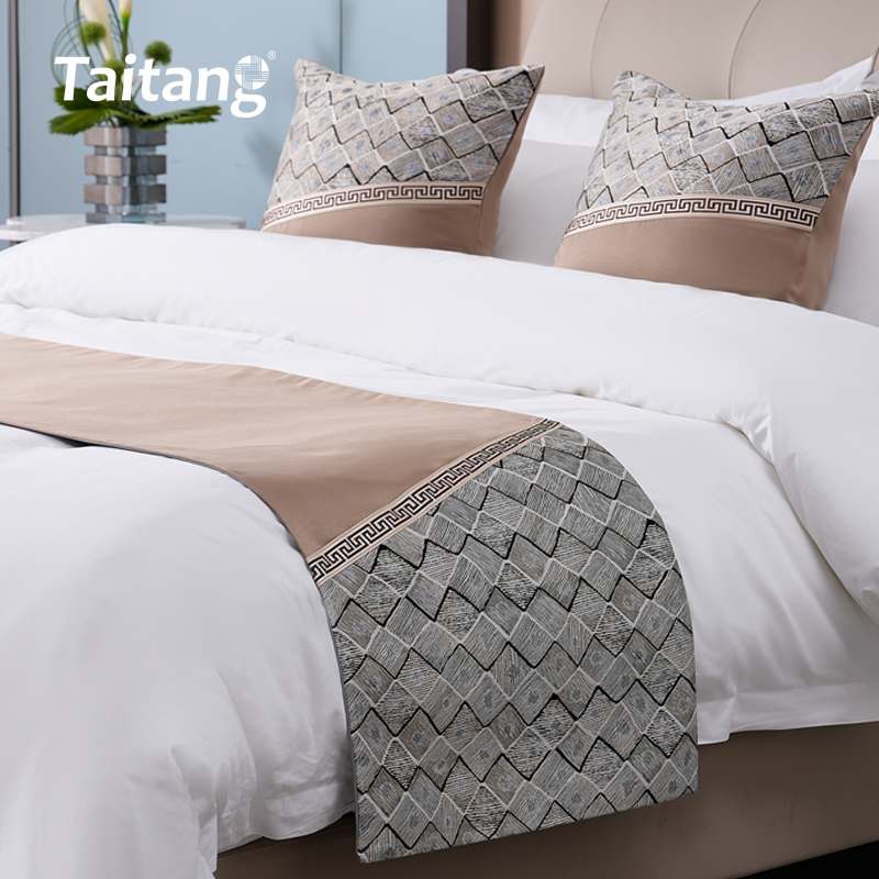 摩卡菱境-轻奢酒店床旗抱枕套系列